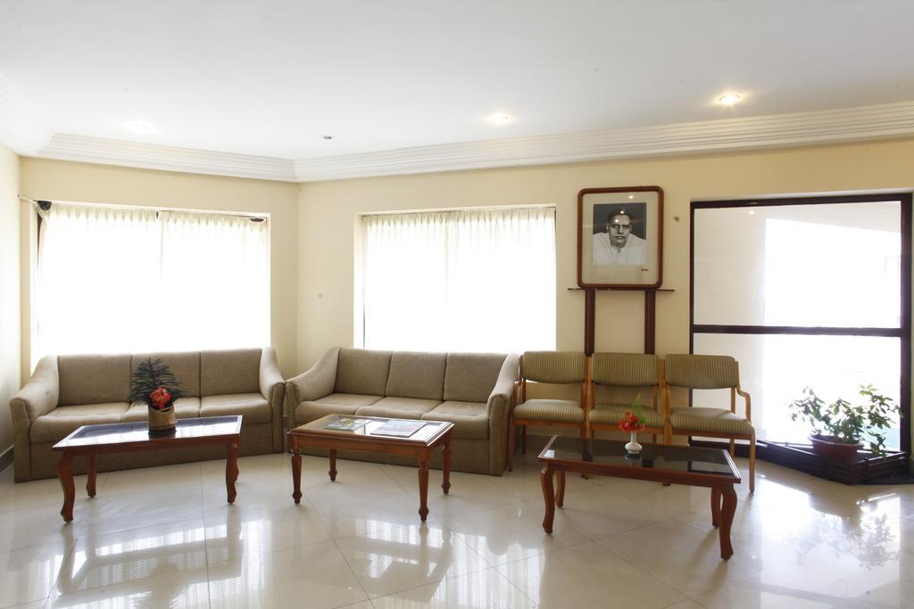Michaels Inn Thekkady Esterno foto