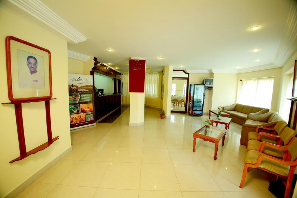 Michaels Inn Thekkady Esterno foto